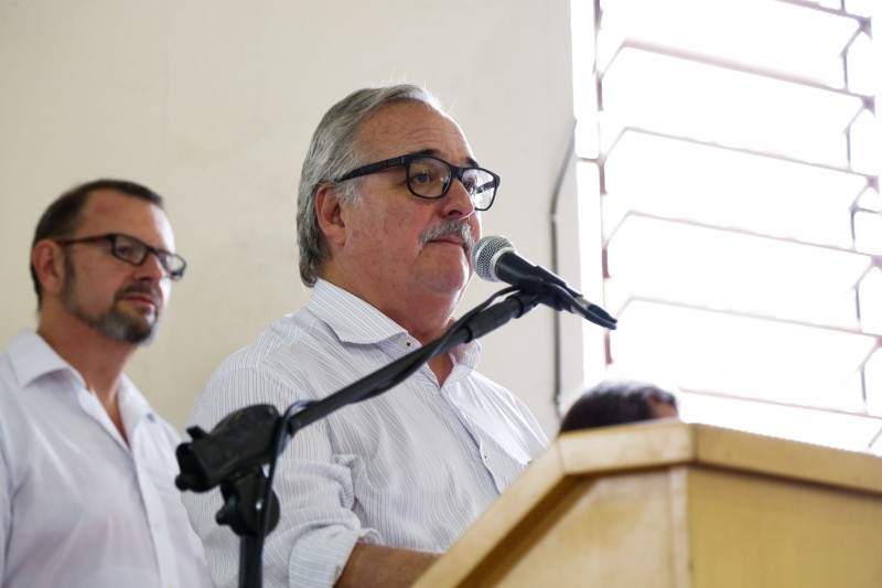 Secretário inaugurou, nesta quinta(2), a cabeceira da ponte da ERS-355 que liga os municípios de Veranópolis e Fagundes Varela.