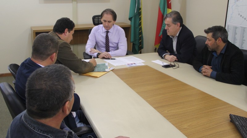 Reunião com secretário Costella nesta quarta-feira (19)