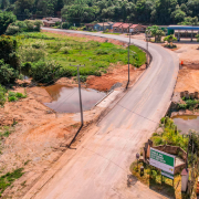 Imagem mostra estrada com asfalto em Cerro Grande do Sul