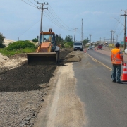 Na foto, obras em rodovias